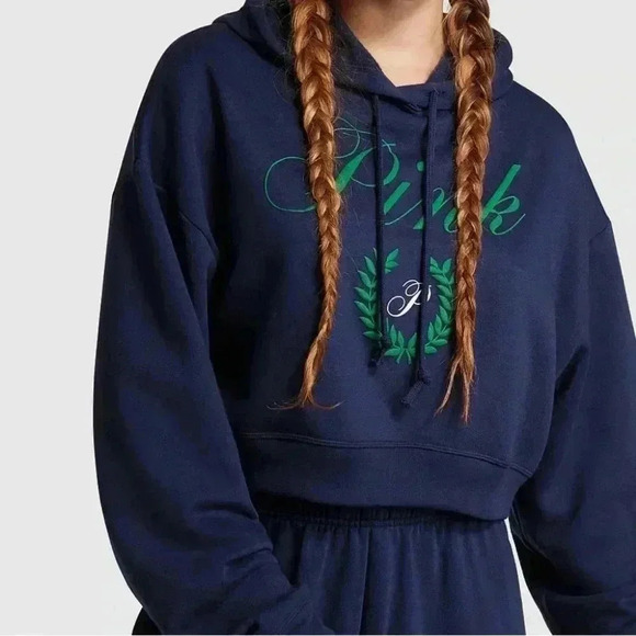 Victoria’s Secret pink Everyday Fleece Cropped Hooded sweatshirt blue 🆕 - Picture 2 of 6